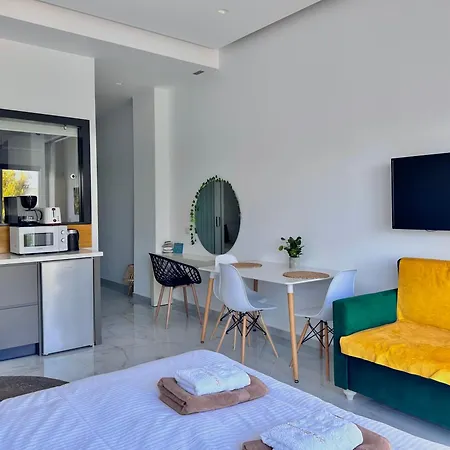 Sea Horizon Vsl & Sarandë