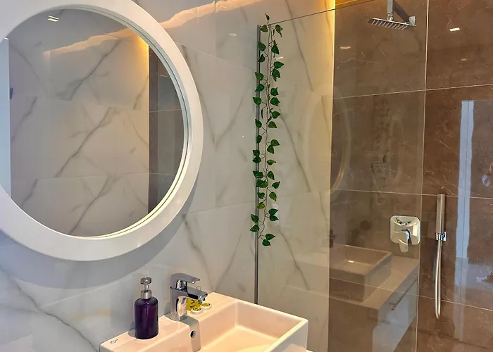 Sea Horizon Vsl & Sarandë