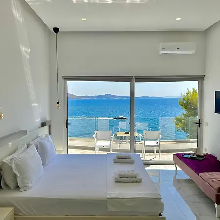 Sea Horizon Vsl & * Sarandë